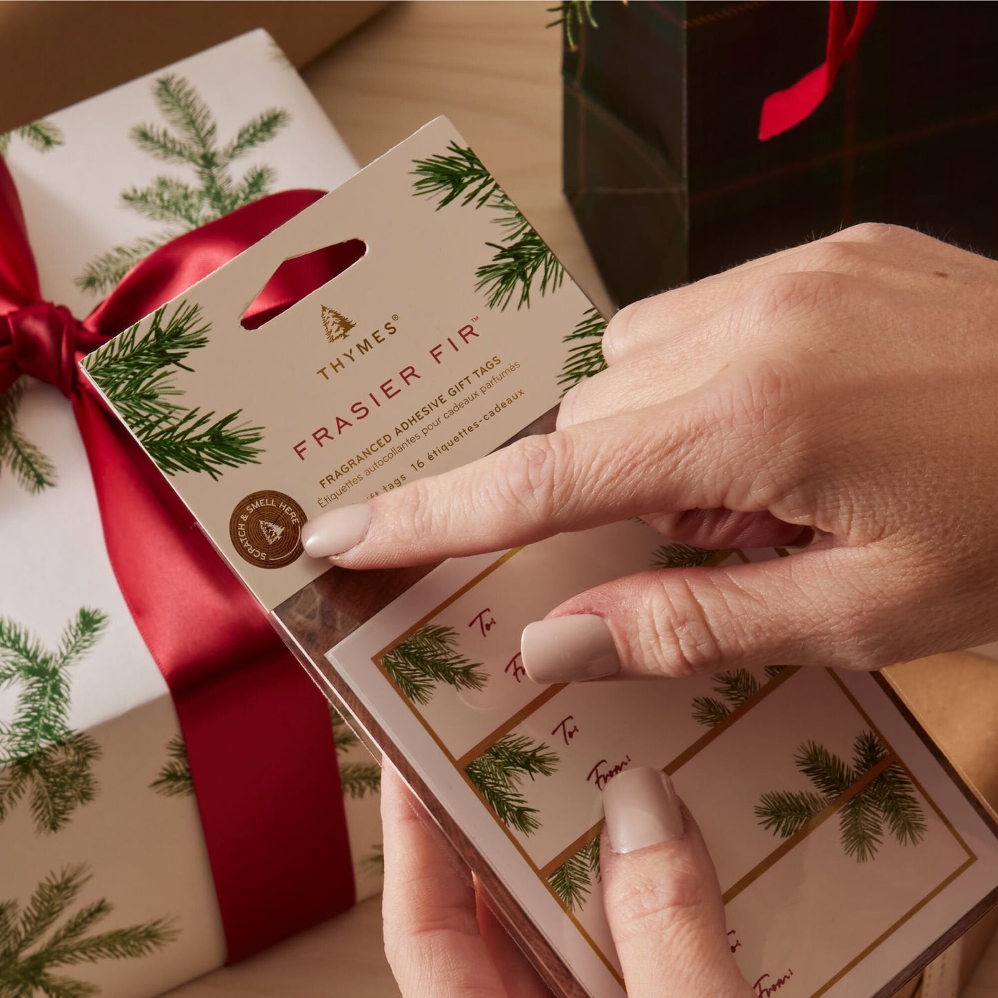 Frasier Fir Fragranced Adhesive Gift Tags
